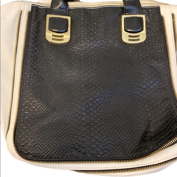 Bundle - Picture 8 of 11